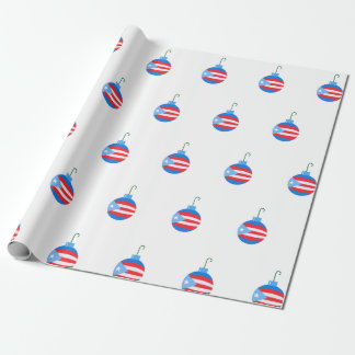 Blauwe kerstversiering met de vlag van Puerto Rico Cadeaupapier