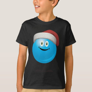 Blauwe kerstversiering met een rode kersthoed t-shirt