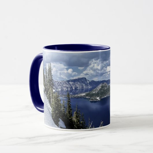 Blauwe krater meer foto besneeuwd berglandschap mok (Voorkant links)