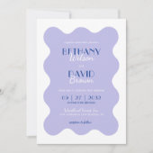 Blauwe Lavendel Wave Scallop Monogram QR Bruiloft Kaart (Voorkant)