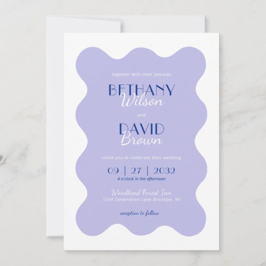 Blauwe Lavendel Wave Scallop Monogram QR Bruiloft Kaart (Voorkant)