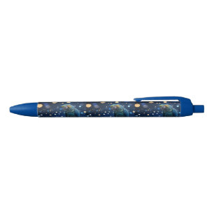 Blauwe Majesteit: de blauwe ara op dromerige blauw Inkt Pen