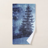 Blauwe Moonlit Magische Bos Winter Scène Bad Handdoek (Handdoek)