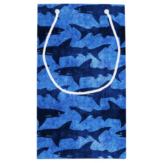 Blauwe oceaanhaai klein cadeauzakje (Achterkant)
