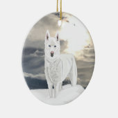Blauwe ogen, witte Husky, in sneeuw Keramisch Ornament (Rechts)