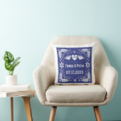 Blauwe papel picado houden van vogels die bruiloft kussen (Stoel)