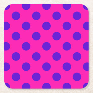 Blauwe pokstippen op fuchsia vierkante kartonnen onderzetter