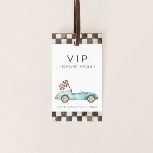 Blauwe raceauto grappig cadeaulabel