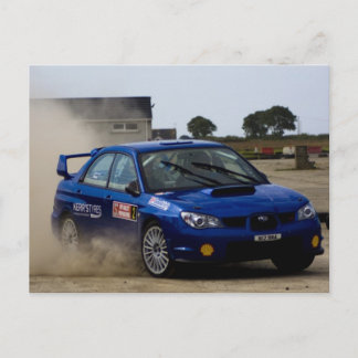 Blauwe rally-wagen briefkaart