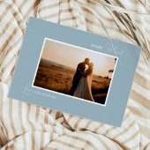 Blauwe Retro Boho Minimalist Merry Married Foto Feestdagenkaart