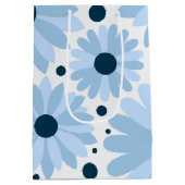 Blauwe retro stijl madeliefjes en donkerblauwe sti medium cadeauzakje (Achterkant)