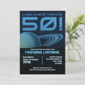 Blauwe Retrowave 50ste Uitnodiging van het Verjaar (Staand voorkant)
