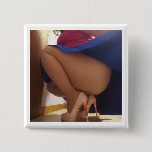 Blauwe rok peekaboe vierkante button 5,1 cm