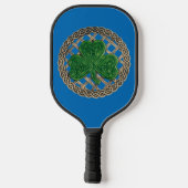 Blauwe shamrock on Celtic Knots Pickleball Paddle (Achterkant)