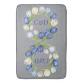 Blauwe Tulp Monogram Badmat Bloemig Elegant (Voorkant Verticaal)