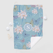 Blauwe vlinder bloemenmonogram golfhanddoek (Insitu)