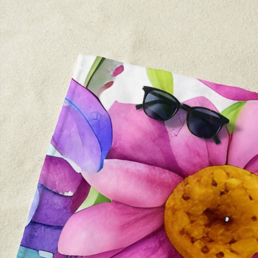 Blauwe vlinder in een gebied met bloemen strandlaken (In situ)