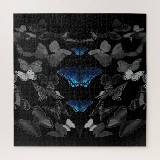 Blauwe vlinders en zwarte en witte vlinders legpuzzel (Verticaal)