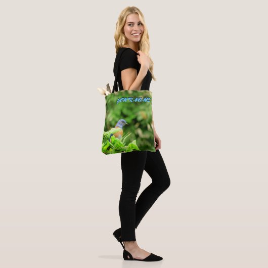 Blauwe vogel en jouw naam tote bag (Op model)