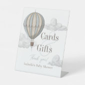 Blauwe warmluchtballon baby shower kaarten & cadea reclamebord met voetstuk (Voorkant)