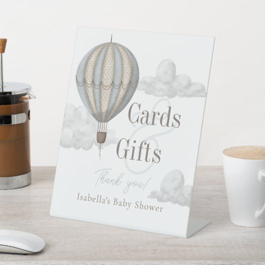 Blauwe warmluchtballon baby shower kaarten & cadea reclamebord met voetstuk (Insitu)