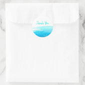 Blauwe waterverf langs de oceaan ronde sticker (Tas)