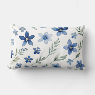 Blauwe wilde bloemen kussen