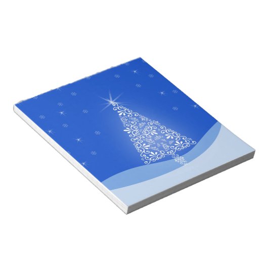 Blauwe witte kerstaven met kerstboomsterren Night Notitieblok (Schuin)