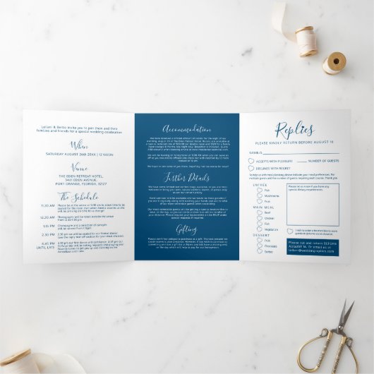 Blauwe witte kleine bruiloft helemaal in één drieluik uitnodiging (Binnen)