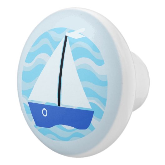 Blauwe zeilboot op de oceaangolven keramische knop (Rechts)