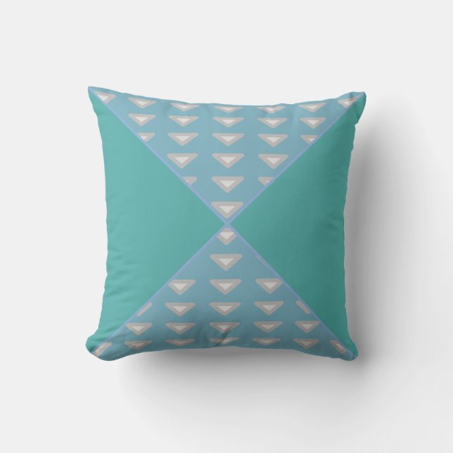 Blauwgroen en blauwe driehoeken, kleine driehoeksp kussen (Voorkant)