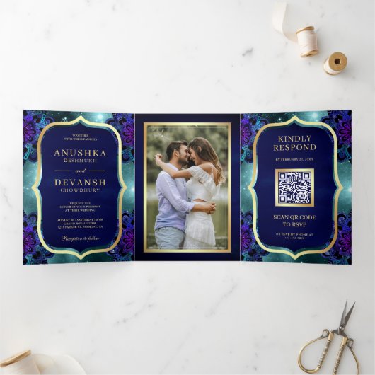 Blauwgroen Galaxy Blue Mandala QR-code Indiaas huw Drieluik Uitnodiging (Binnen)