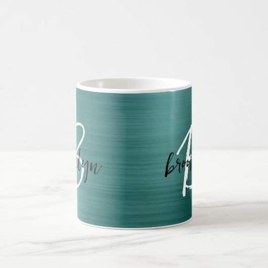 Blauwgroen geborsteld metaal zwart wit script mono koffiemok (Center)