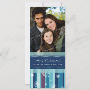 Blauwgroen kerstfotokaart Paarse sneeuwvlokken Feestdagenkaart