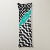 Blauwgroen naam zwarte balk / Chevron Pattern Lichaamskussen (Achterkant (Verticaal))