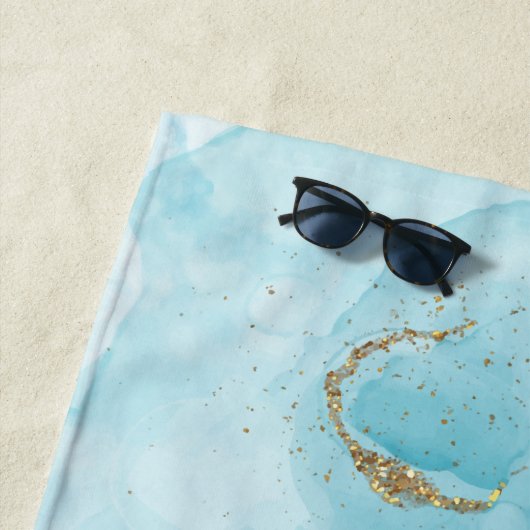 Blauwgroen verf en glitterpatroon gepersonaliseerd strandlaken (In situ)