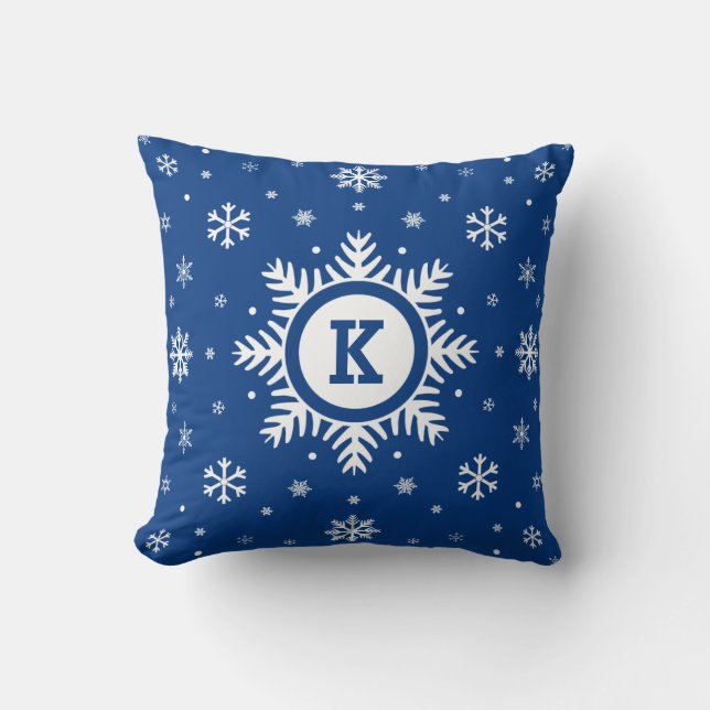 Blauwholiday Monogram Winter Snowflake pillow Kussen (Voorkant)