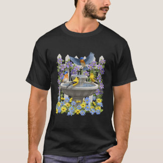 Blauwvogels Goudvinken Vogelbad Bloemtuin T-shirt