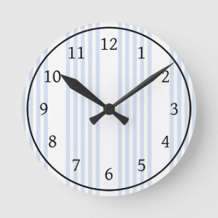 Bleek blauw en wit vijf strepen patroon ronde klok