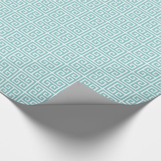 Bleek blauw en witte Griekse sleutel Cadeaupapier (Hoek)