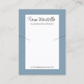 Bleek blauw Manuscript Artisan Ketting Vertoning v Visitekaartje (Voorkant)