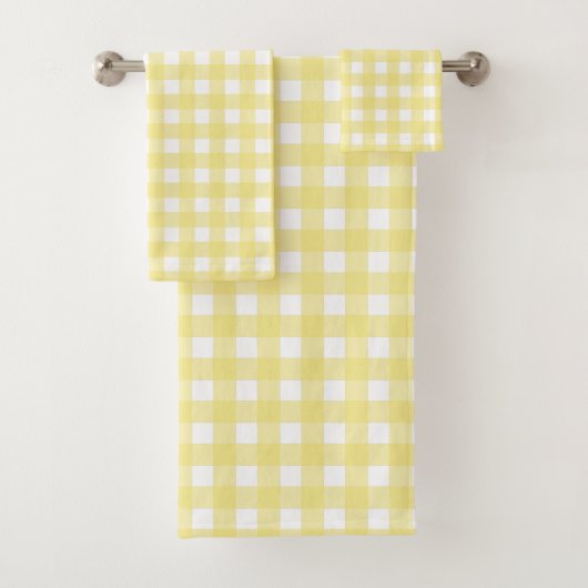 Bleek gele en witte gingham bad handdoek (Insitu)