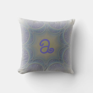 Bleek lavender Ontworpen monogram Kussen