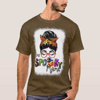 Bleekte één spoky mama voor Halloween Messy Bun. T-shirt