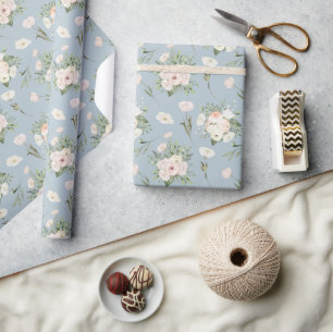 Bleke Roze Rozen Op Blauwe  Cadeaupapier