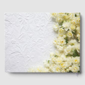 Bleke smaakbloemen op textuur gastenboek (Achterkant)