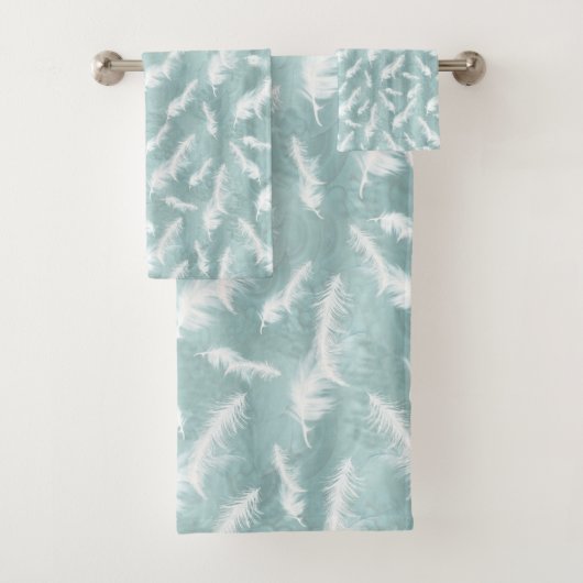 Bleke zachte pasteltinten, groen en veren bad handdoek (Insitu)