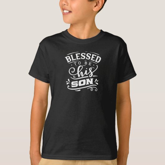 Blessed is zijn Son Quote White Typografie T-shirt (Voorkant)