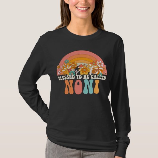 Blessed To Be Called Noni Rainbow Groovy Hippie Mo T-shirt (Voorkant)