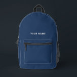 Bleu bleu marine Nom personnalisé sac à dos<br><div class="desc">Personnalisez facilement ce sac à dos simple et cool en ajoutant votre nom ou votre texte personnalisé. Un design cool et moderne en bleu marine et blanc avec une police sans serif claire, pour un look moderne, professionnel et pointu, parfait comme cadeau personnalisé pour les étudiants de collège, lycée, enfants....</div>